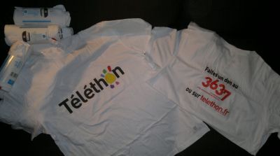 Les T-shirt TÃ©lÃ©thon pour le centre d'appel sont prets...
