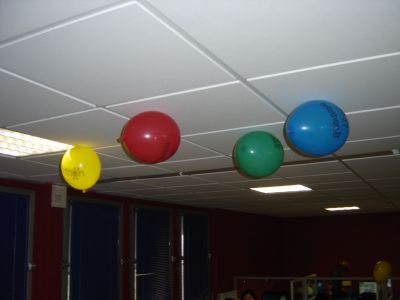 les ballons essayent de s'Ã©chapper...
